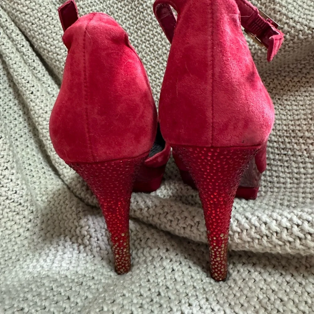 Red‎ Gianni Bini Platform Stiletto Heels, Size 9
